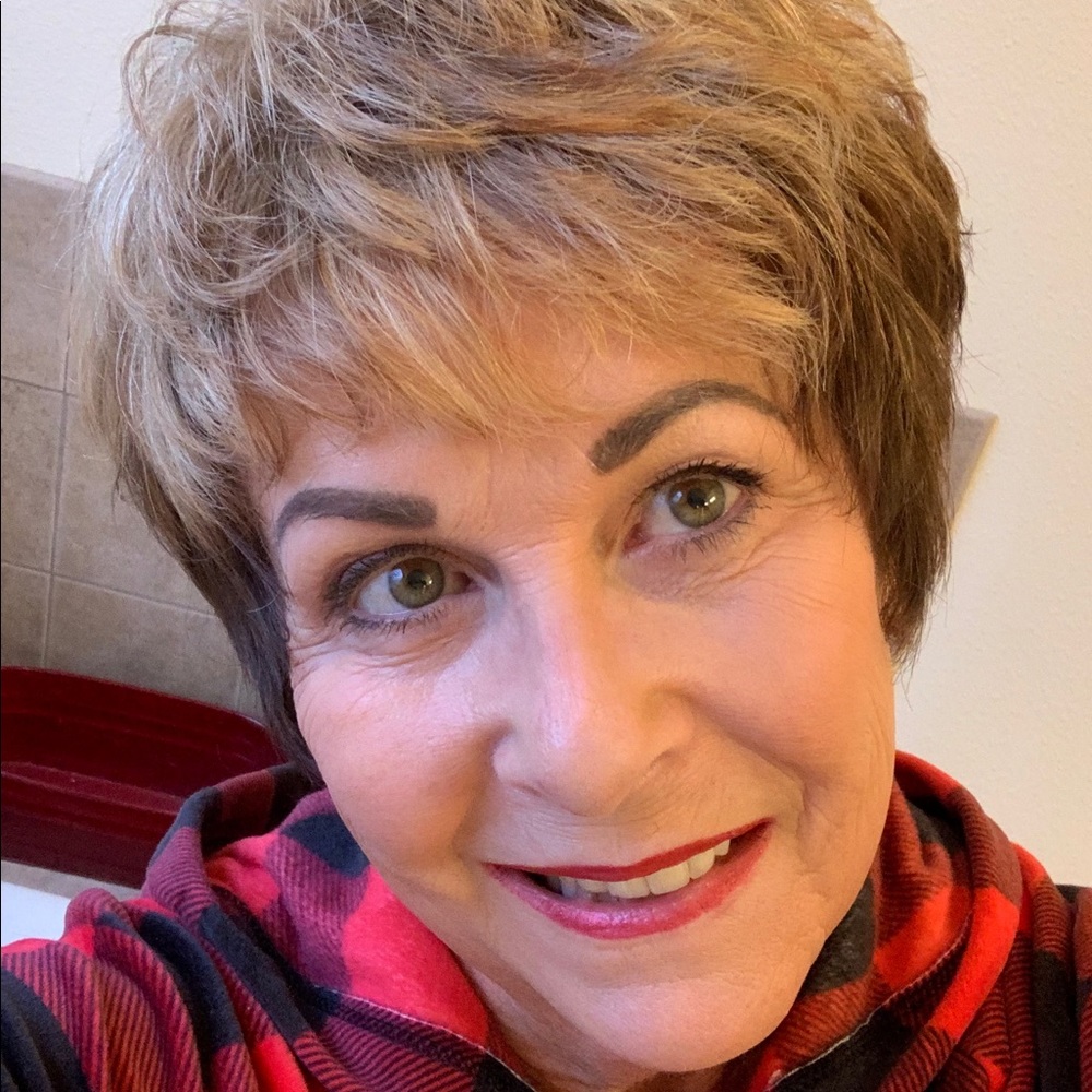 Meet your Posher, Bonnie